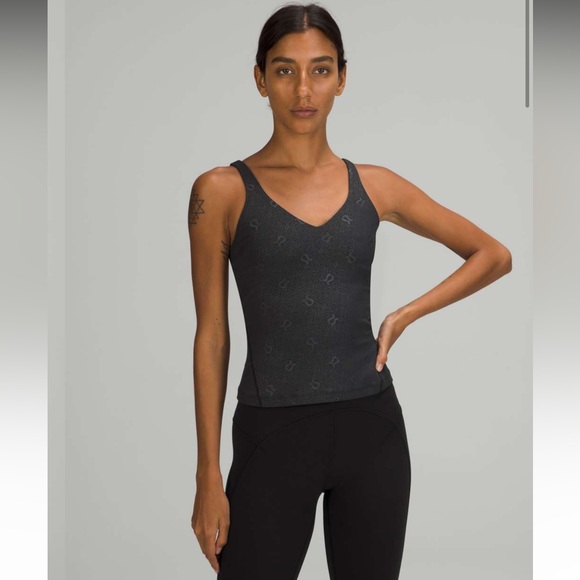 Lululemon Align Waist-Length Tank Top
Yogo Emboss Black size 10 - Picture 4 of 9
